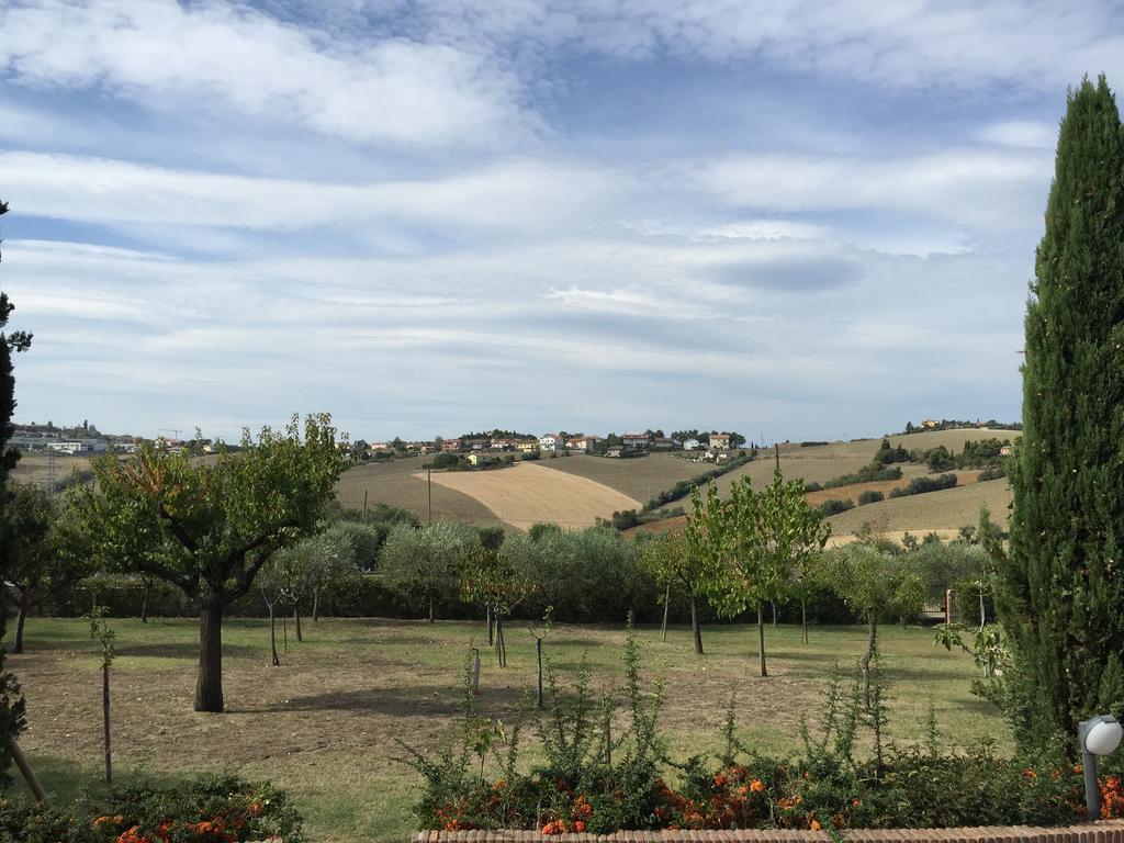 Villa DolcevitaSan Costanzo エクステリア 写真