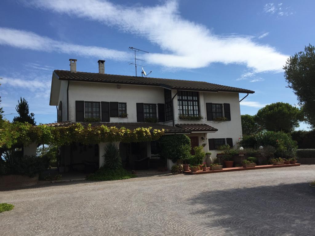 Villa DolcevitaSan Costanzo エクステリア 写真
