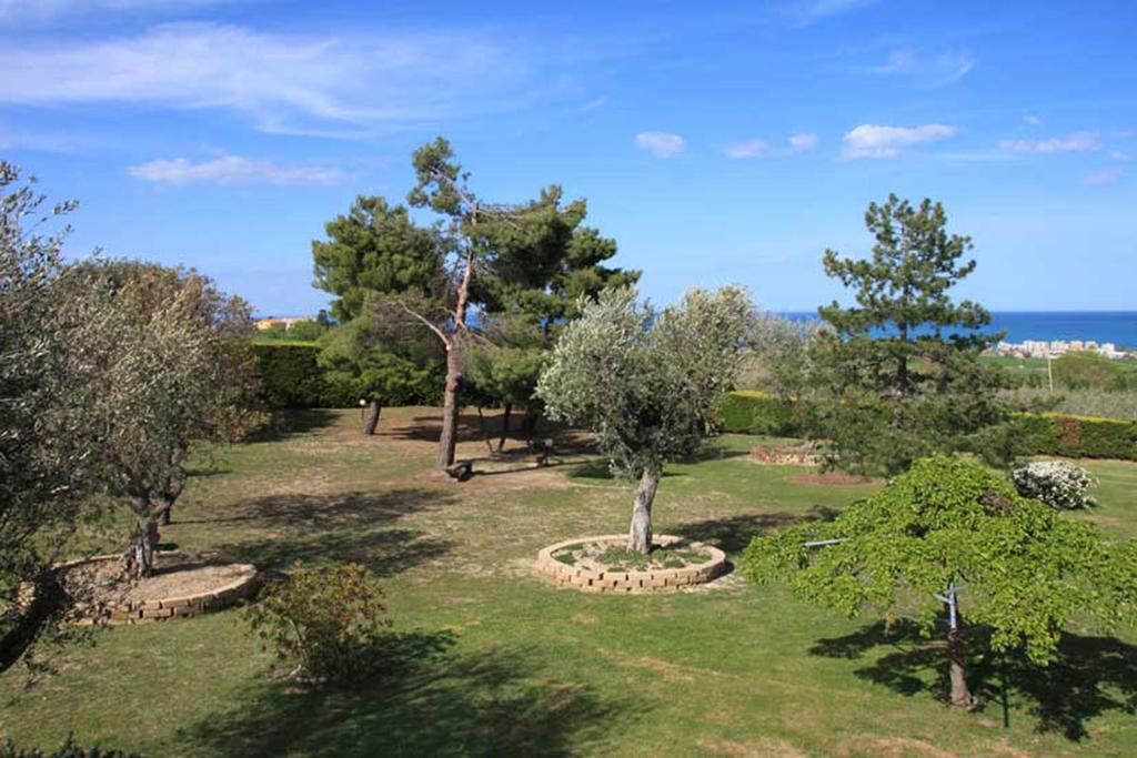Villa DolcevitaSan Costanzo エクステリア 写真