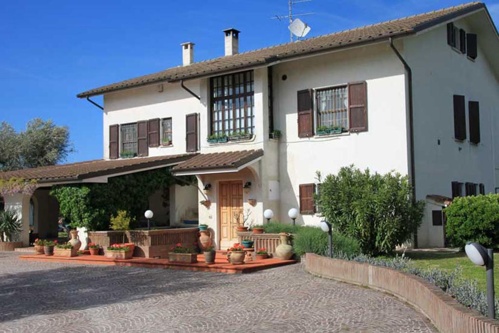 Villa DolcevitaSan Costanzo エクステリア 写真
