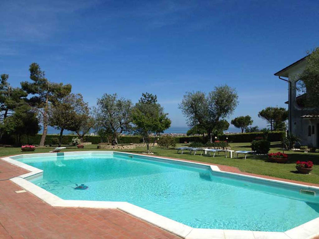 Villa DolcevitaSan Costanzo エクステリア 写真